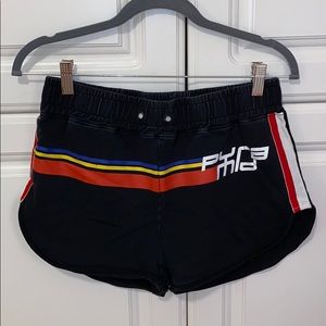 Pyramid shorts